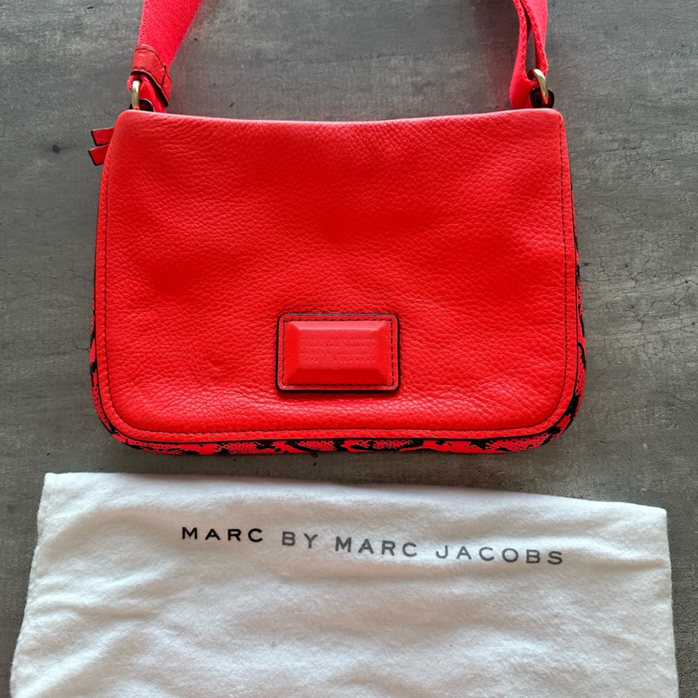 Marc Jacobs Cross body bag Red/ Black